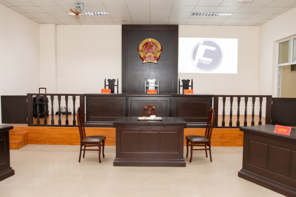 Phòng xử án giả định